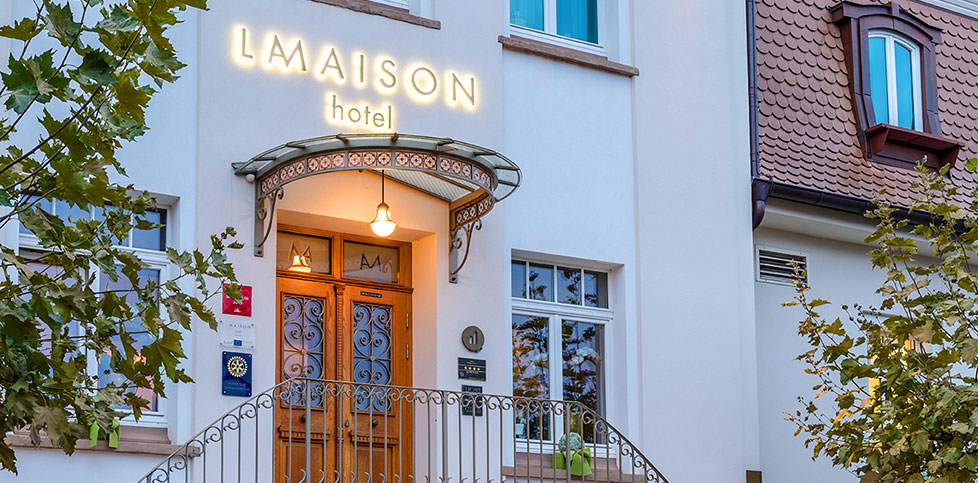 LA MAISON hotel Saarlouis - la maison hotel saarlouis architektur villa aussen - ARCHITECTURE