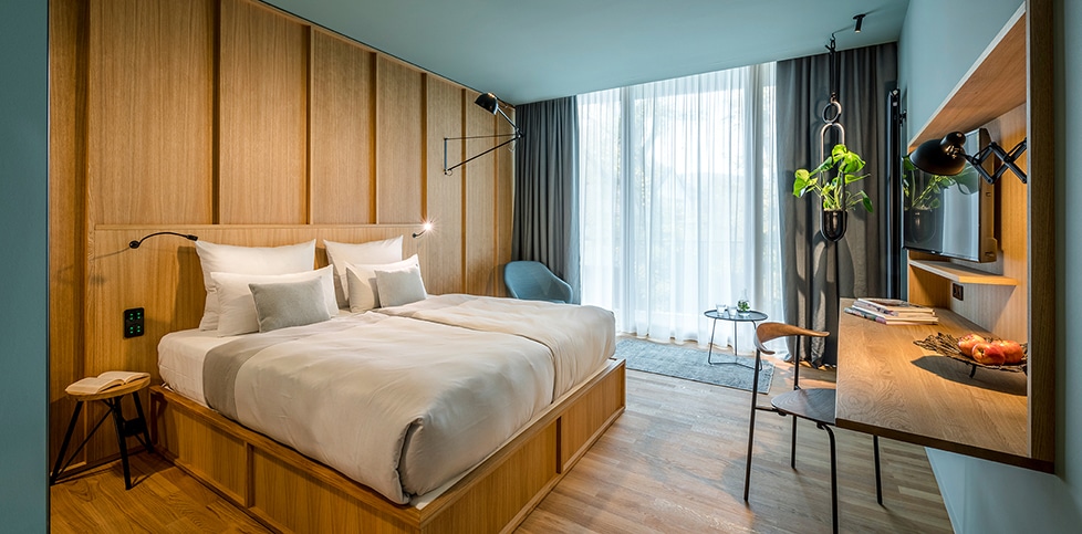 LA MAISON hotel Saarlouis - la maison hotel saarlouis zimmer gaestehaus bett - Guesthouse room